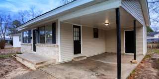 920 Healy Street Gallery 1