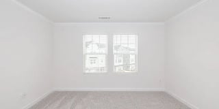 Room in 4 Bedroom Home at Millennium Ave Gallery 43