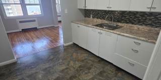 12021 Edgewater Drive Gallery 26