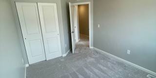 Saratoga Springs 4 Bedroom Townhome Gallery 12