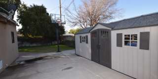 946 E Denton Lane Gallery 21