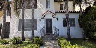 153 N Hamilton Dr Gallery 1