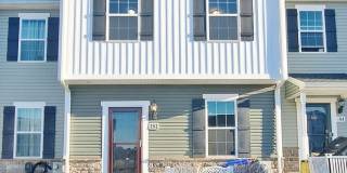 3 Bed / 3-1/2 Bath Single Family Townhome Gallery 1