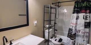 2638 King Court Gallery 20