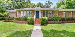 Renovated 4 Bedroom 2 Bath Home for Rent!! Gallery 1