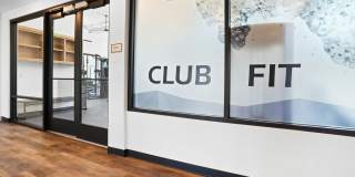 The Devon at University Place Gallery 48