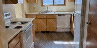 3 bedroom, 2.5 bath 1,256 sqft Townhouse Gallery 3