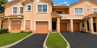 1002 Belmont Ln Gallery 2