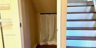 Arbor Village Condominium / Beautiful Update Unit / Refrigerator, Washer & Dryer included Gallery 19
