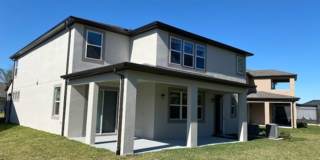 Amazing 5 bedrooms/4 full baths brand New SMART home in beautiful new Tampa community! Gallery 34