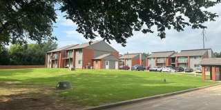 Country Grove Apartments Gallery 1