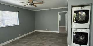 1435 SW 24th Court Gallery 3