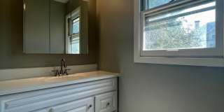 Amazing 7 Bedroom Single Family Home! Gallery 17