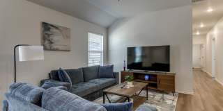 Cozy 3-Bed Retreat in Yukon - Fully Furnished & All Utilities Included Gallery 5