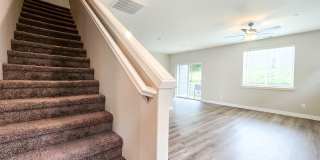 Newly Built Townhome 4bd 2.5ba Gallery 11