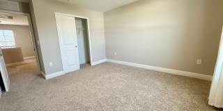 Heritage Oaks gated community 3/2.5/2 Townhome Gallery 42