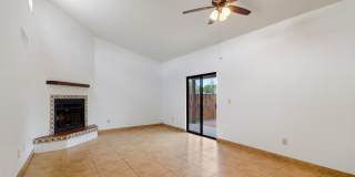 Private and Charming 2 Bed 1 Bath house Gallery 5