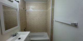 Ready Now! 4/2 Single Family Home in Arlington! Gallery 16