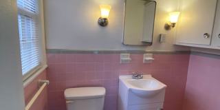 Charming 2-bedroom, 1.5-bath in Savannah, GA, Available now! Gallery 12