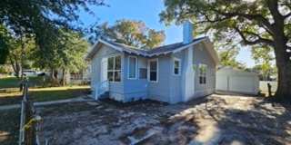 Wonderful Bungalow Just Renovated! Gallery 4