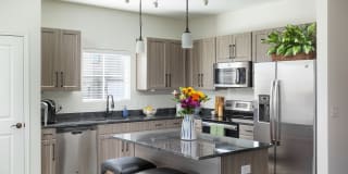 The Landing at Savannah West Gallery 18