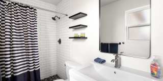 423 N 73rd Place Gallery 31