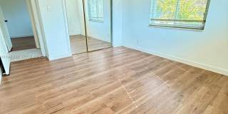 2458 Plunkett Street Gallery 10