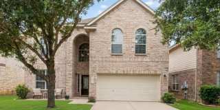 Gorgeous 5 Bedroom Home in Gated Community in Stone Oak! Gallery 1