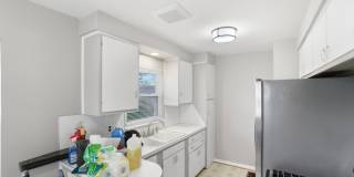 Charming 3-Bed, 1-Bath Home with Basement – Great Columbus Location! Gallery 21