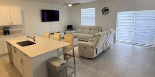 2584 Southeast 25th Court Gallery 9
