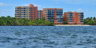 3BR/3BA Fort Myers Waterfront Condo with Resort-Style Pool — $2,500/mo 3BR/3BA Fort Myers Waterfront Condo with Resort-Style Pool — $2,500/mo Gallery 1