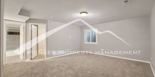 Stylish Townhouse 2bed / 2bath, 2 car garage and AC in Gated Community Near Powers Corridor Gallery 20