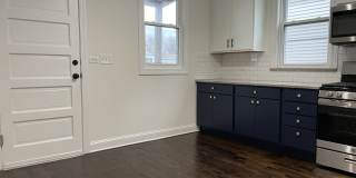 3237 N Ridgeway Avenue Gallery 9