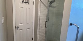 Spacious 4 Bedroom in South Crestview Gallery 24