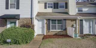 1032 Fairfax Drive Gallery 1