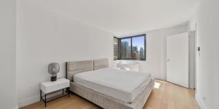 347 W 57th Street Gallery 4