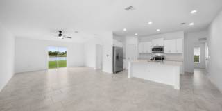 Stunning New construction home in North Fort Myers Gallery 4