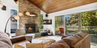 2 bedroom, 1 bath house with Whitefish Lake Access Gallery 1