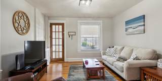 470 SHURS Lane Gallery 1