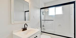 Rare 2 Bed 1 Bath Home with Huge Private Backyard Gallery 16