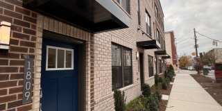 Newly Constructed 3 Bed/3.5 Bath townhome, available now! Gallery 23