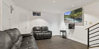 2006 ELLSWORTH Street Gallery 13