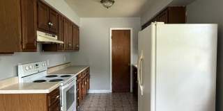 Adorable 3 Bedroom/2 Bath Home with Vintage Charm Gallery 4