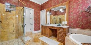 130 SE Bella Strano Gallery 45