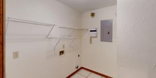 9017 Manchester Lane Gallery 27