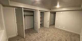Great 2 bed 1 bath condo with pool and pickleball courts Gallery 8