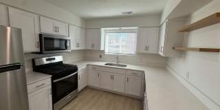 Aksarben Flats Gallery 71