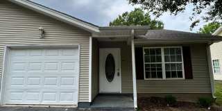 Charming 2 Bed, 1 Bath, 1 Car Garage, Covered Patio in Private Neighborhood! Gallery 1