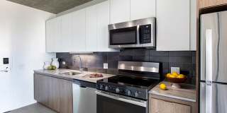 2217 S Wabash Ave Gallery 3