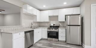 Newly remodeled Unit Ready for you! Gallery 31
